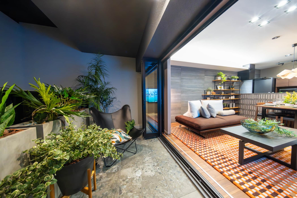 OPEN AIR LIVING