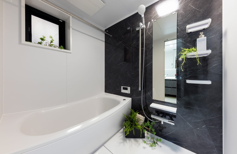 BATH ROOM