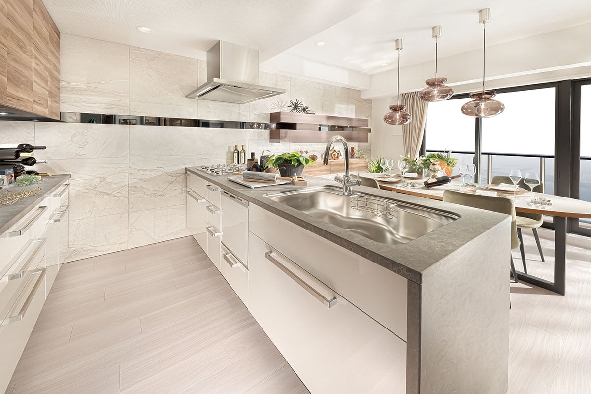KITCHEN