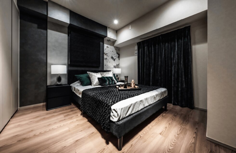MASTER BEDROOM