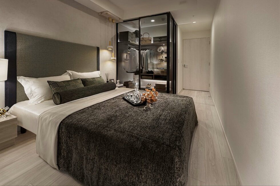 洋室（1）（イースト）