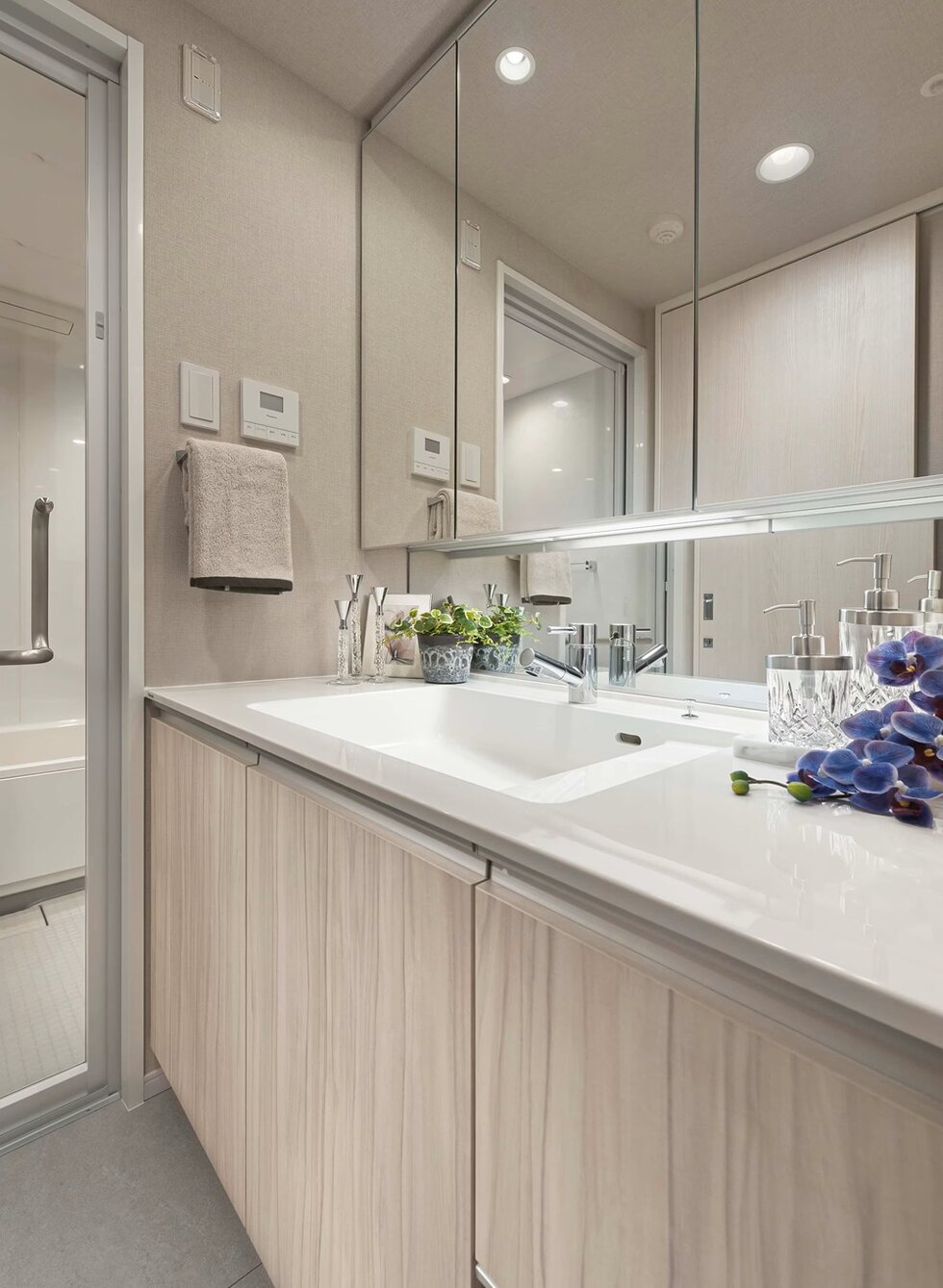 パウダールーム（イースト）