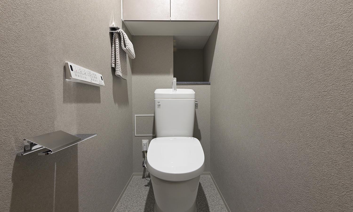 TOILET