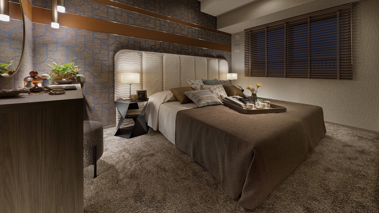 MASTER BEDROOM