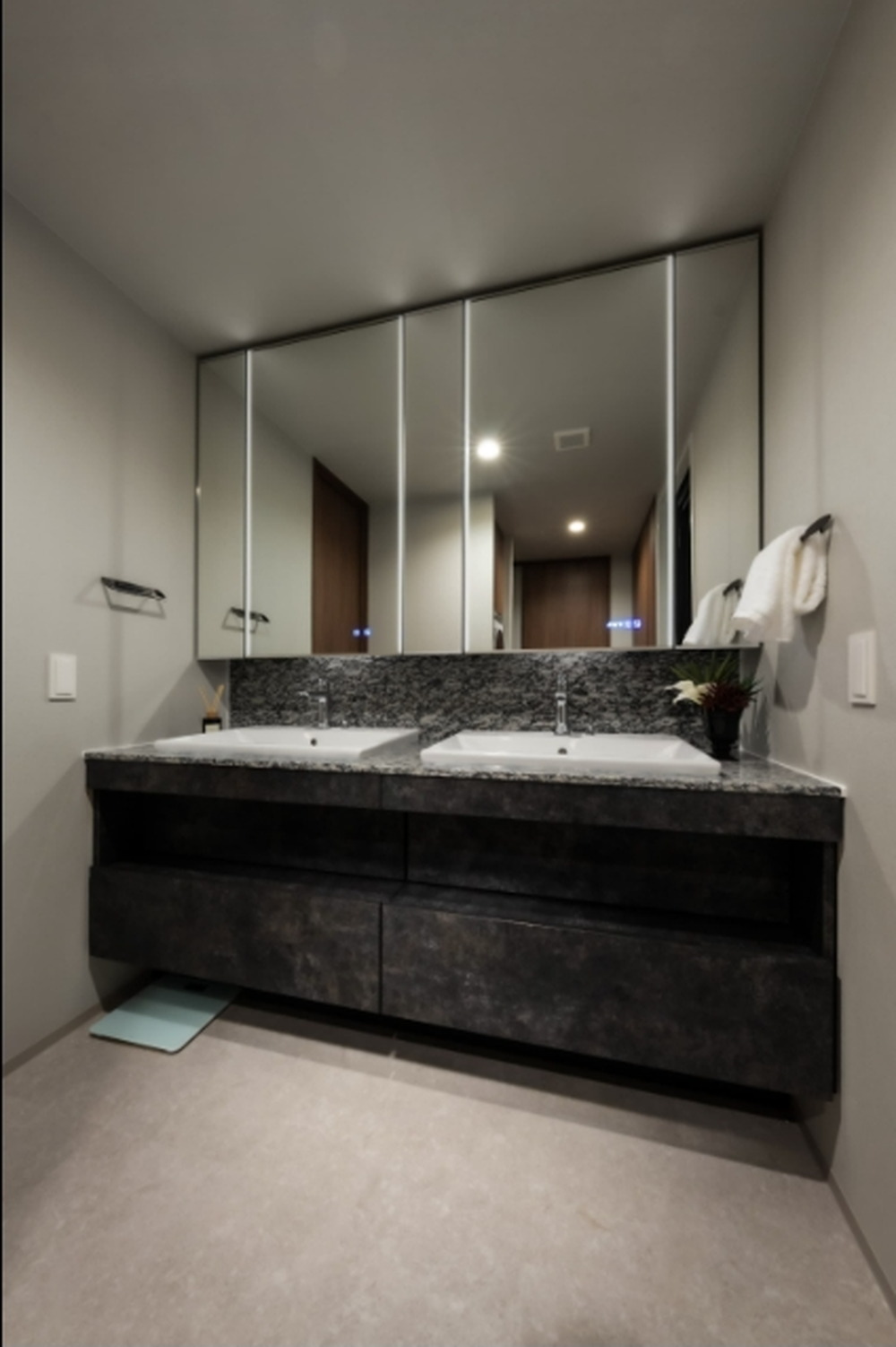 POWDER ROOM