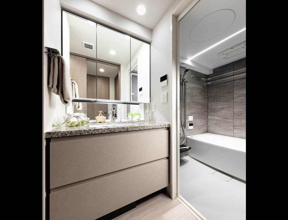 C type Powder Room