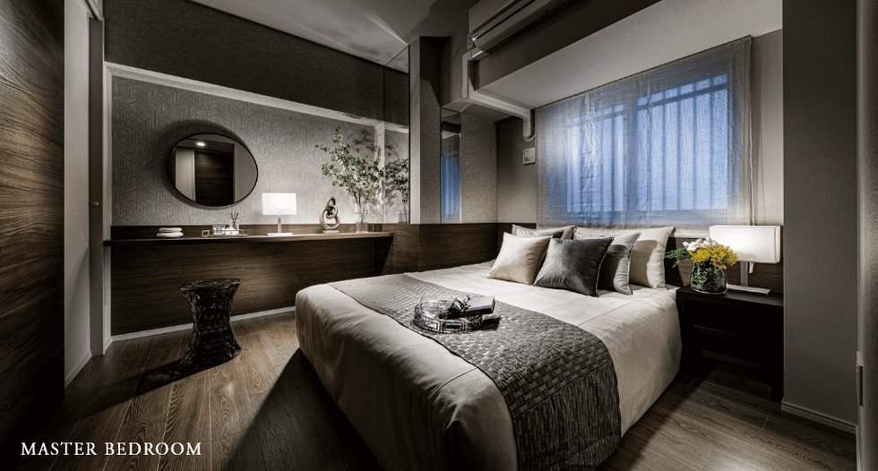 MASTER BEDROOM