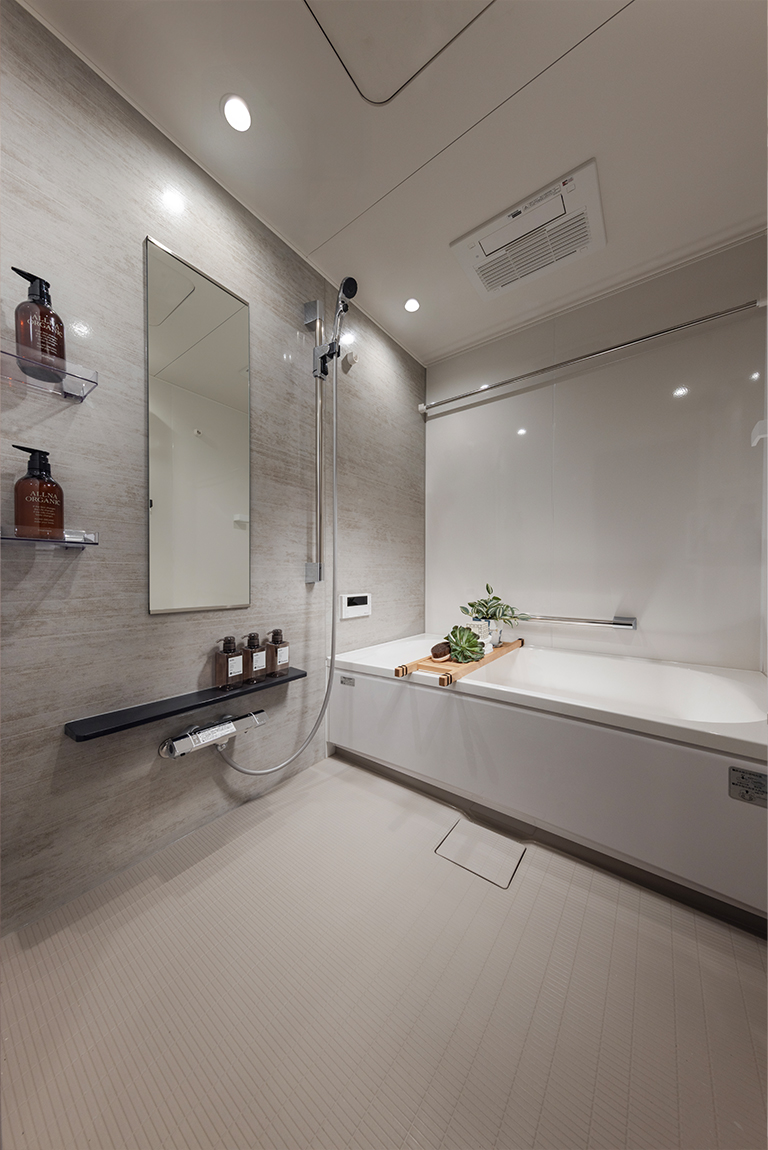 BATH ROOM
