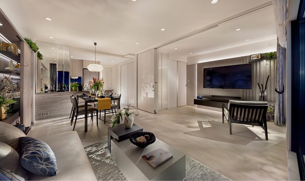 LIVING　DINING　ROOM
