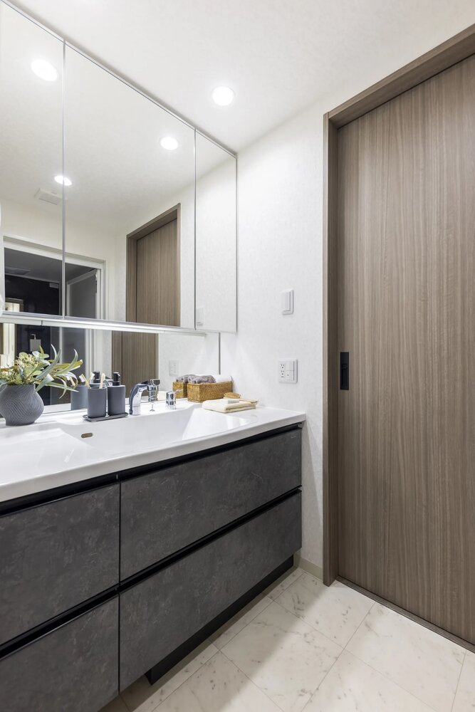 Powder room