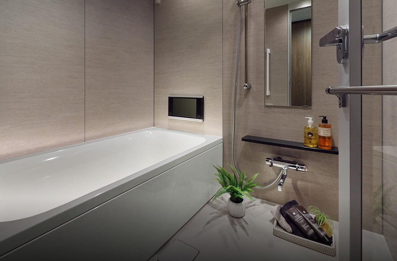 BATH ROOM