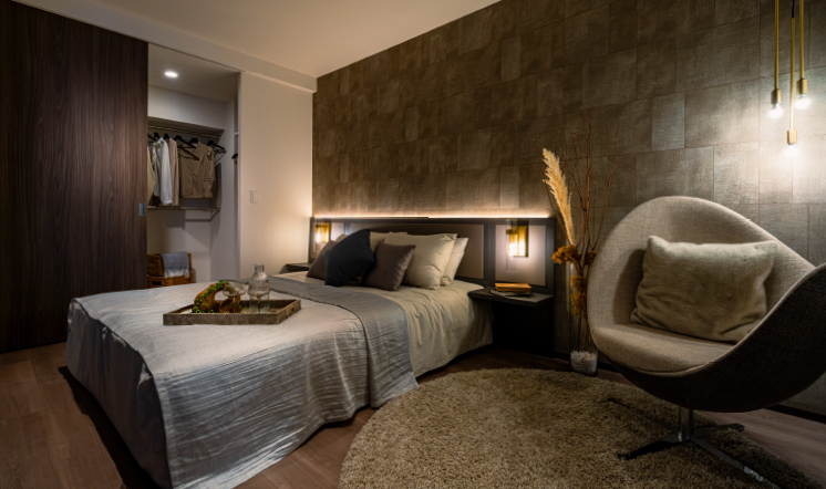 MASTER BED ROOM