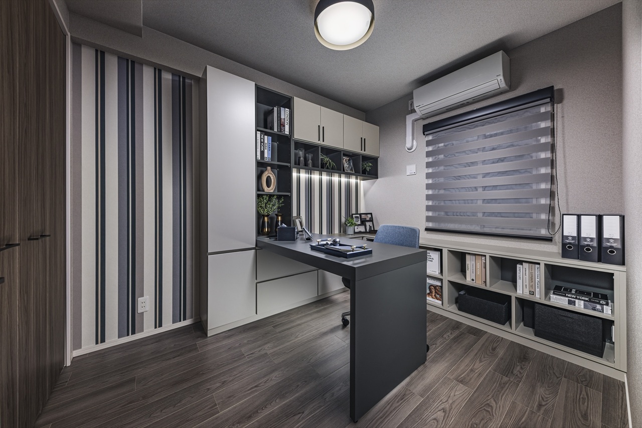 PRIVATE ROOM