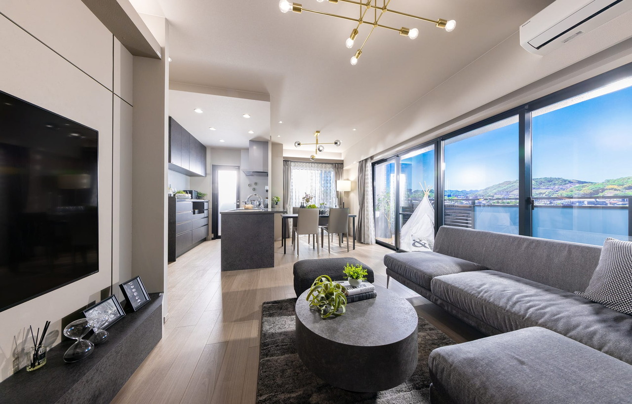 LIVING DINING KITCHEN