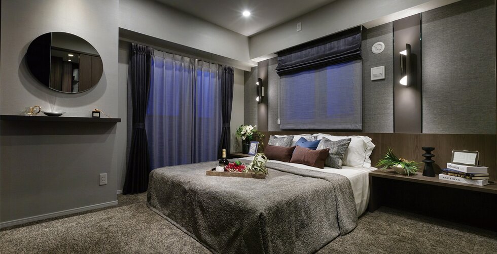 MASTER BEDROOM