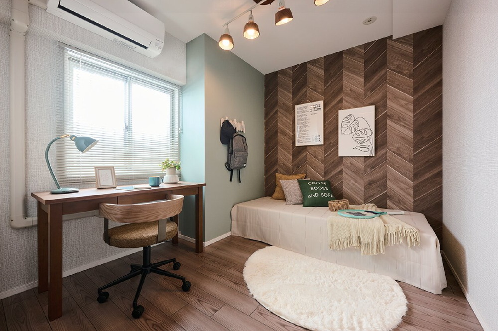 PRIVATE ROOM