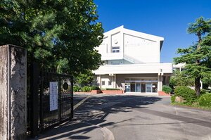 市立 豊川小学校（正門）