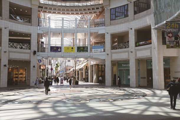 丸亀町壱番街ドーム広場