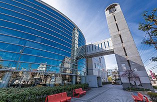 刈谷市中央図書館