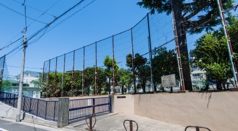 桃園第二小学校
