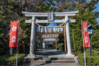 星川杉山神社