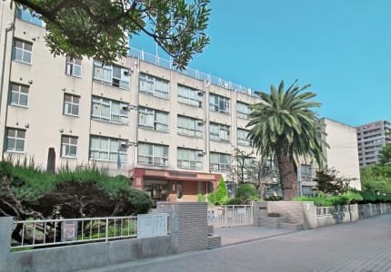 大阪市立日吉小学校