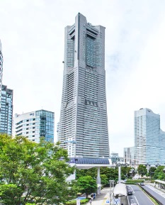 横浜ランドマークタワー