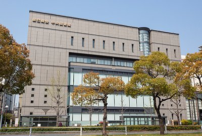 市立中央図書館