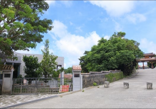 城西小学校