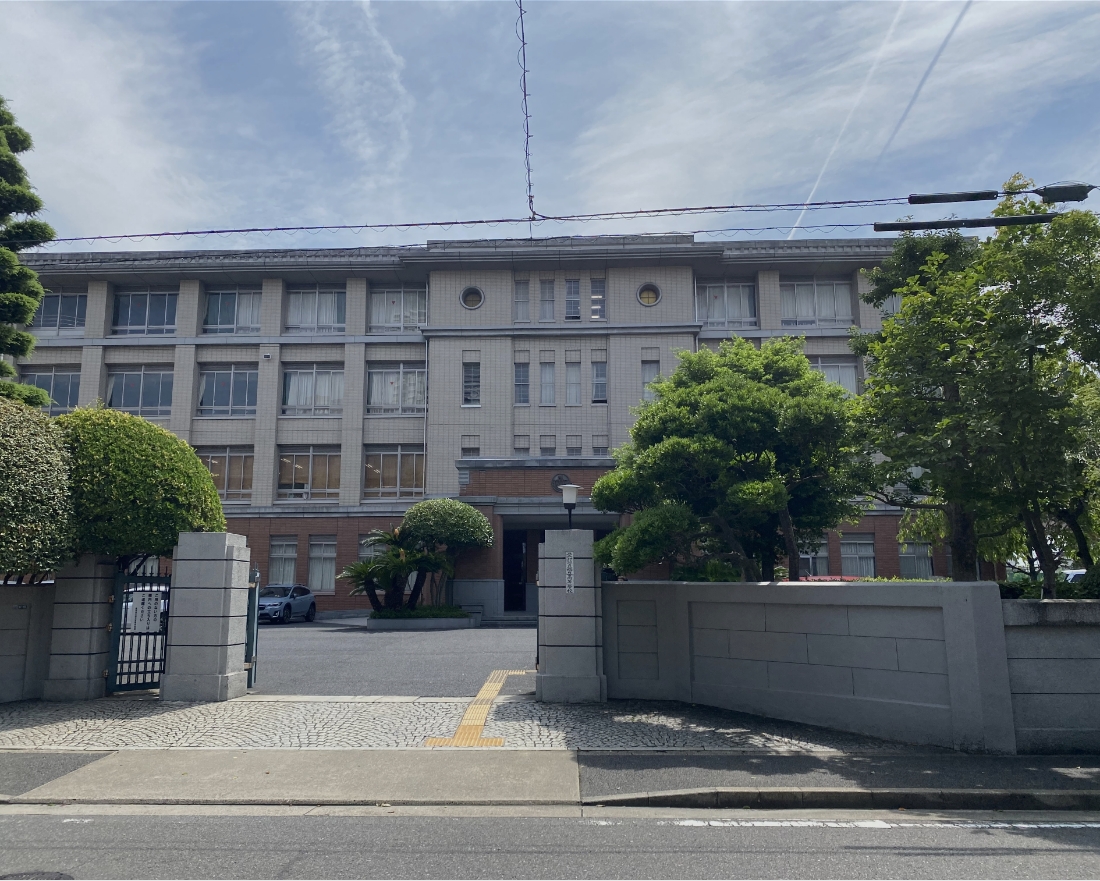 県立 旭丘高等学校