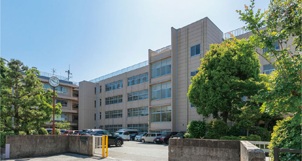 兼六中学校