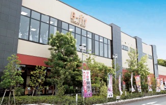 B-fitスポーツクラブ鶴見緑地