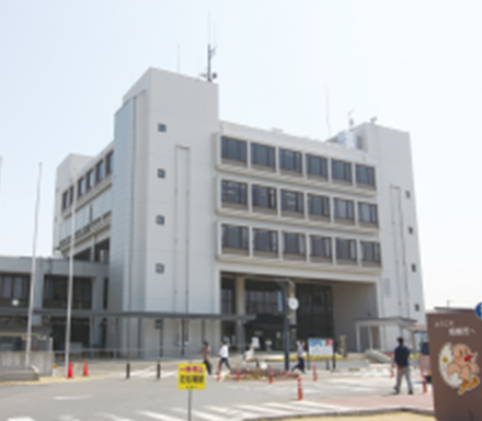 鴻巣市役所