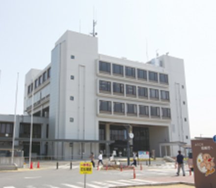 鴻巣市役所