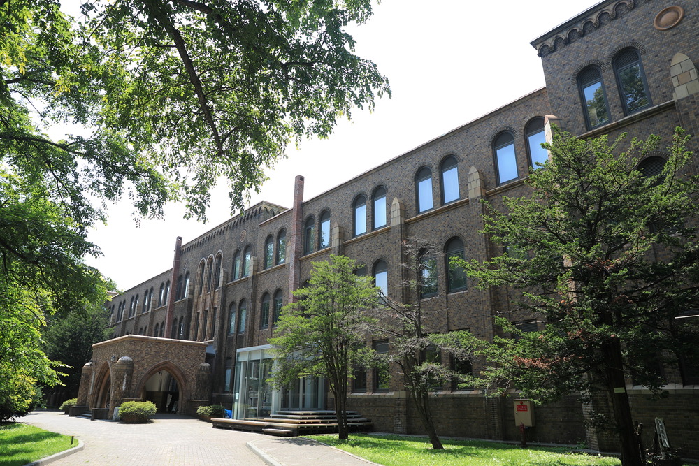 北海道大学