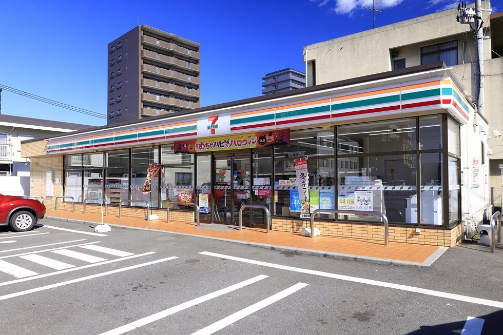 セブンイレブン大分中春日町店