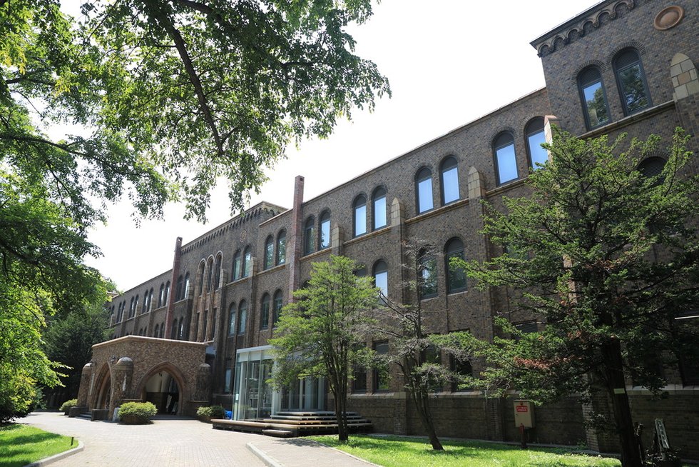 北海道大学