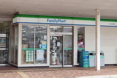 ファミリーマート JR唐津駅店