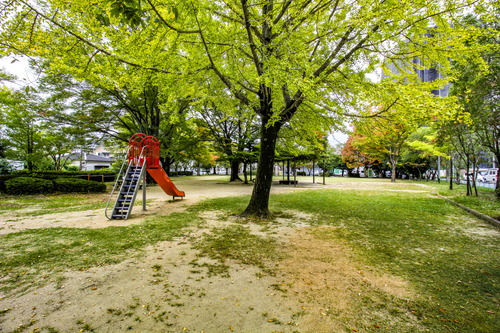 柚紫ヶ森東公園
