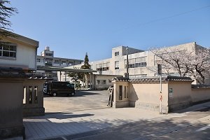 下関市立豊浦小学校