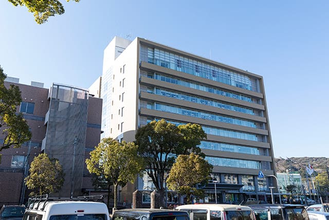 諫早市役所