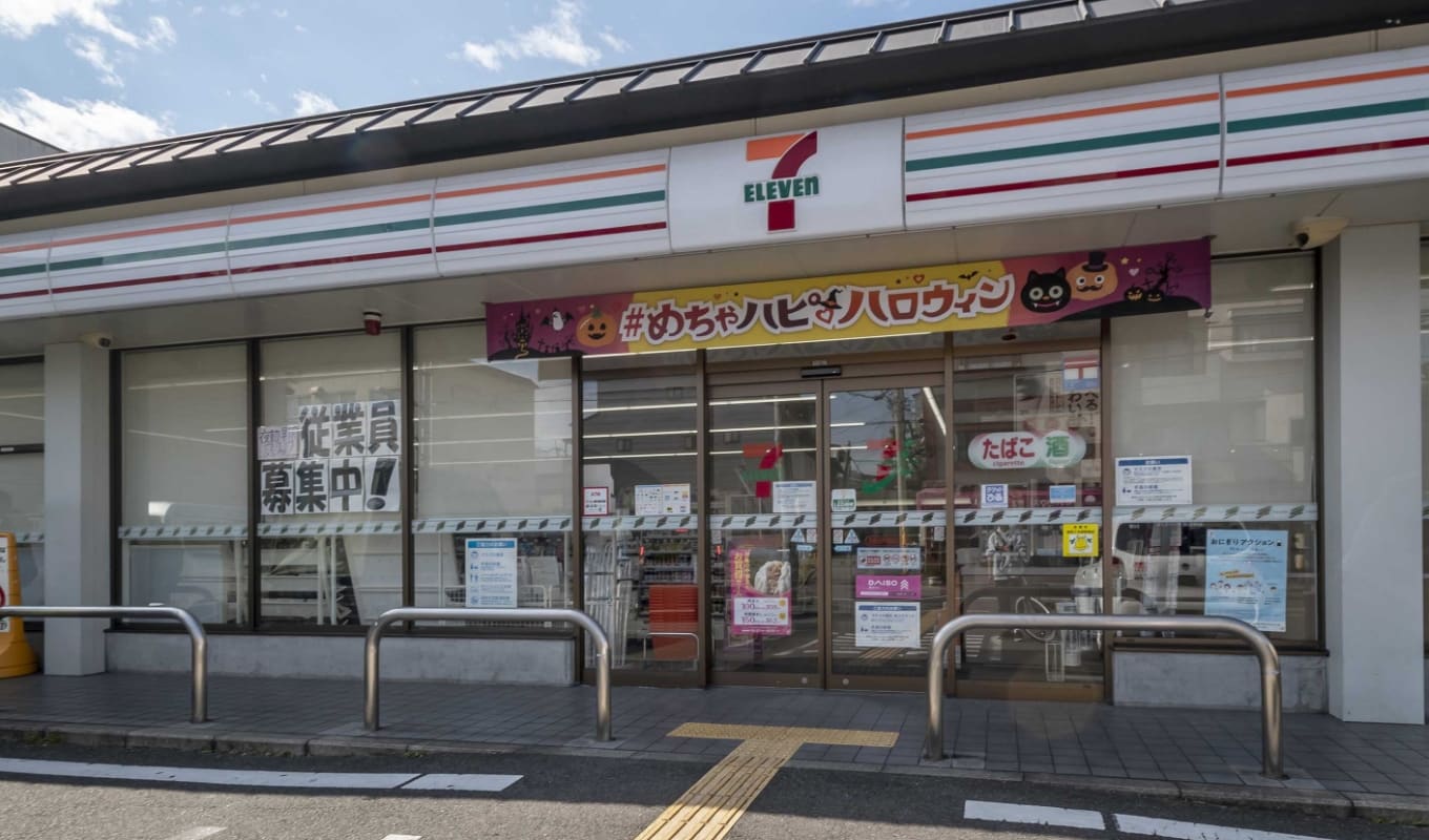 セブンイレブン京都佐井通丸太町店