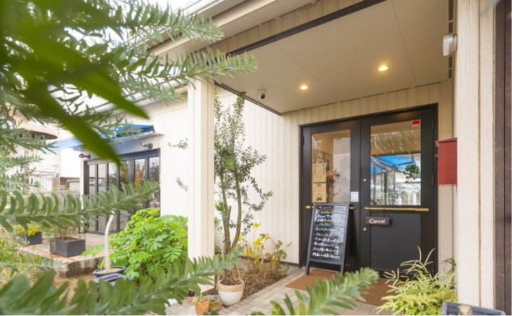 Deux Cafe(ドゥ カフェ)