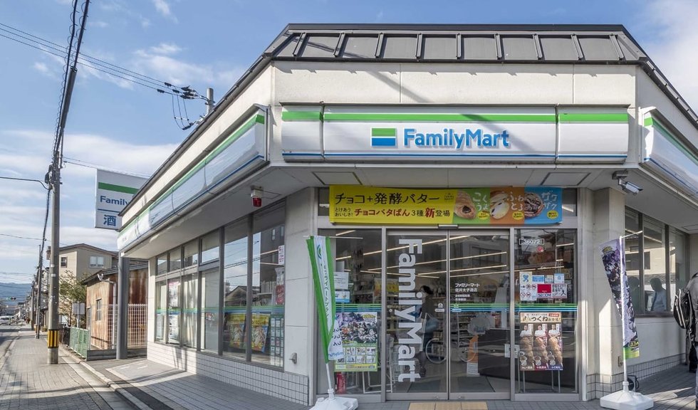 ファミリーマート 佐井太子道店