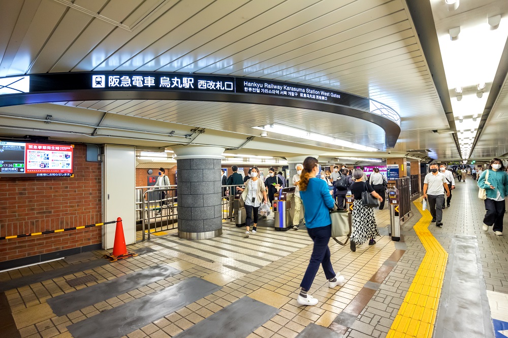 阪急京都線「烏丸」駅（出入口22）
