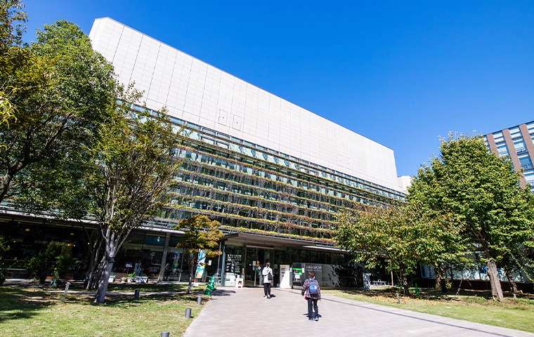 長崎市立図書館