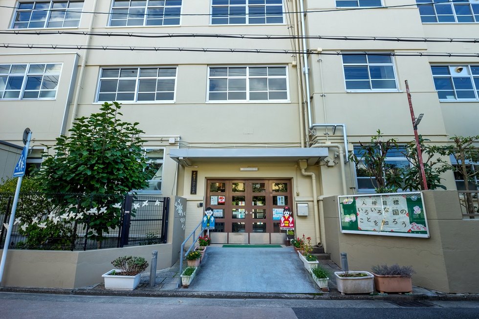 京都市立洛中小学校