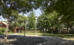 十三東公園