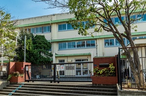 川崎市立坂戸小学校