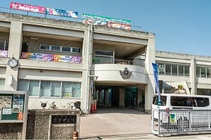 川崎市立高津中学校